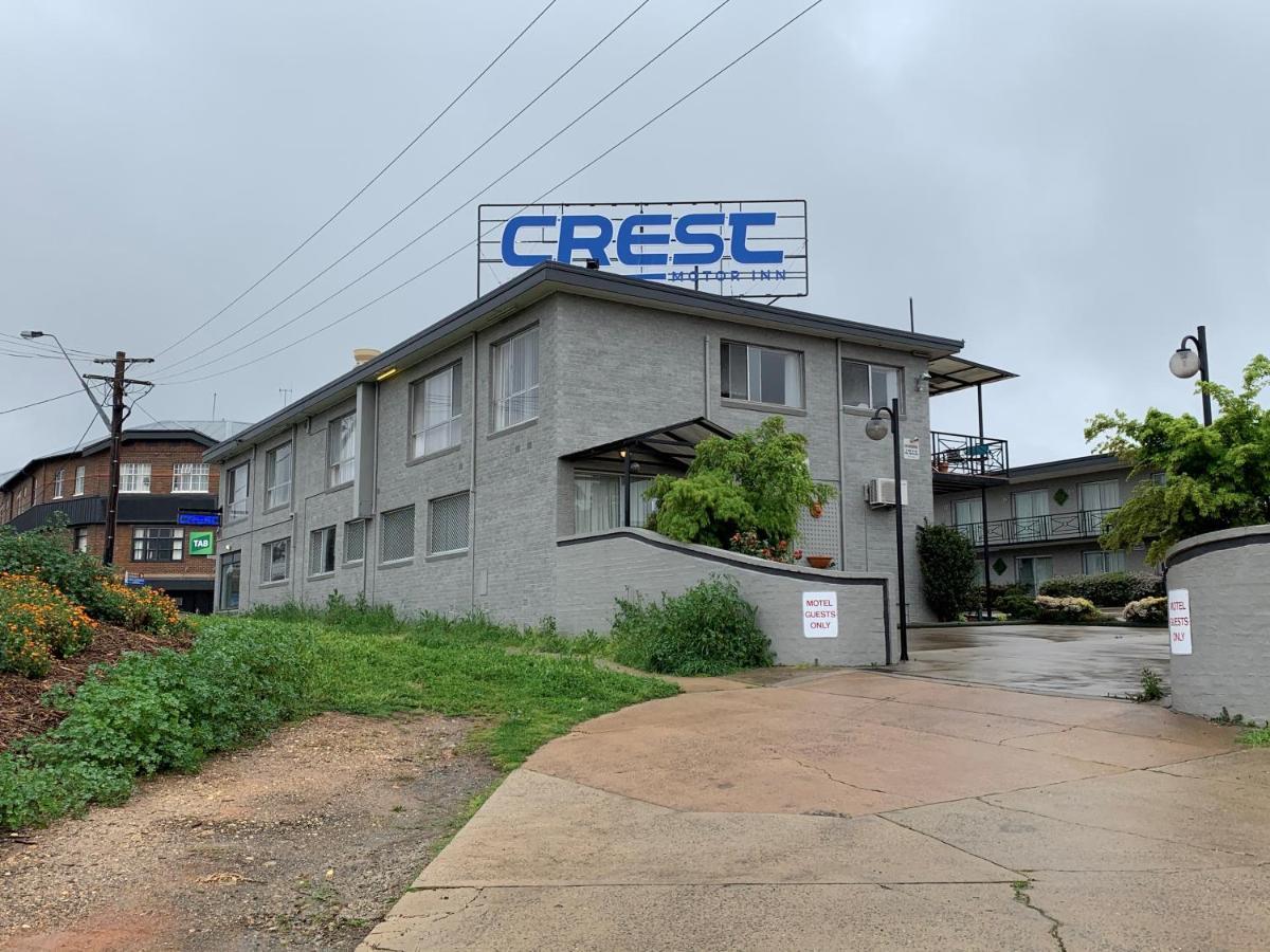 Crest Motor Inn Кеанбеан Екстериор снимка